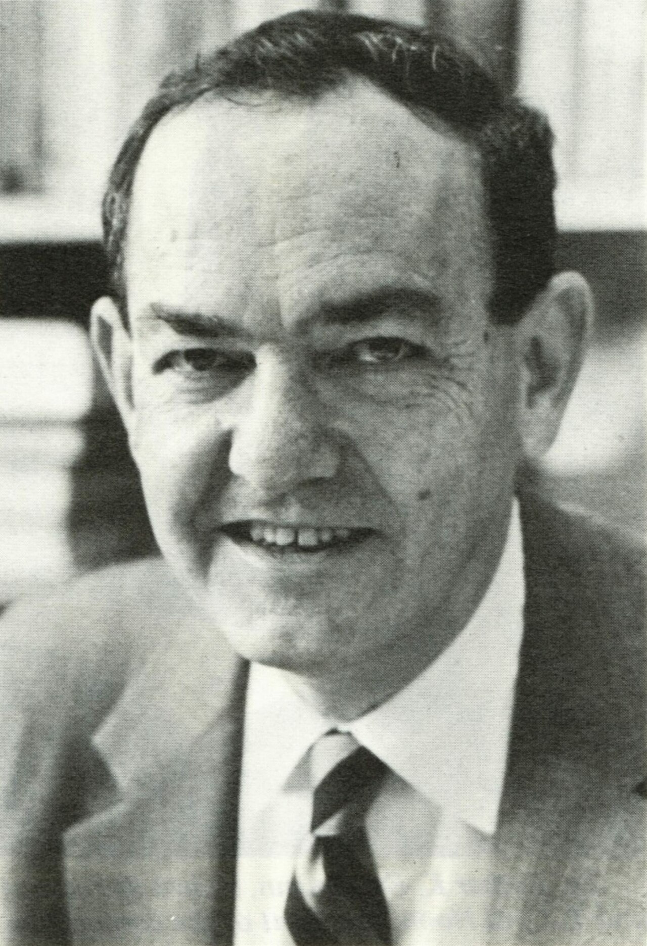 Herbert Simon. 1971’de “bilginin zenginliği dikkatin yoksulluğunu yaratır” diyen Nobelli iktisatçı.